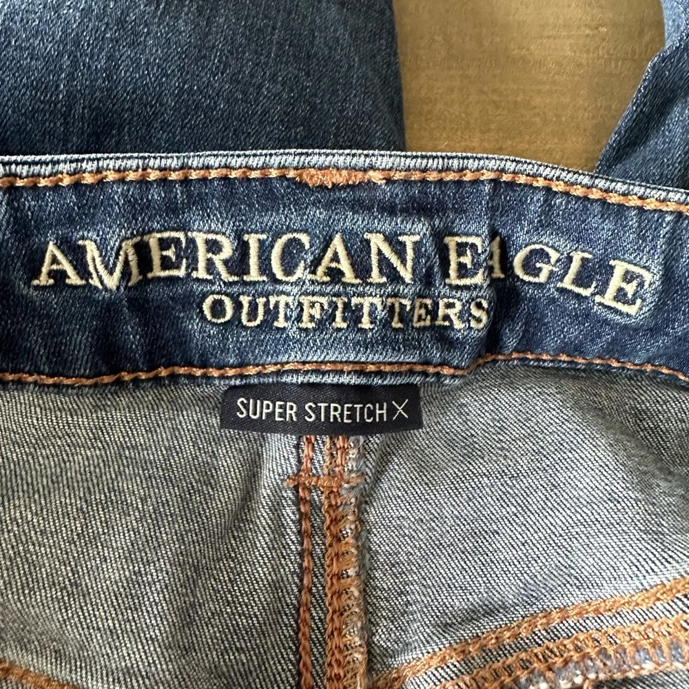 American Eagle highly distressed Jeggings - size 8 long - Picture 8 of 8